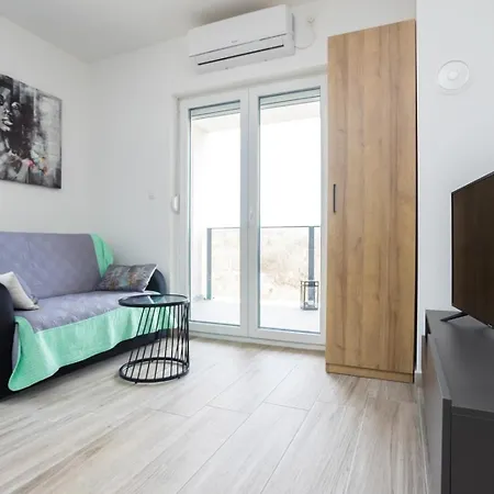 Fuer 4 Personen Ca 47 Qm In Donja Hlapa, Kvarner Bucht Krk Appartement *