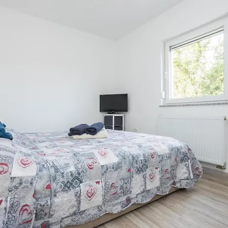 Fuer 4 Personen Ca 47 Qm In Donja Hlapa, Kvarner Bucht Krk * Dobrinj