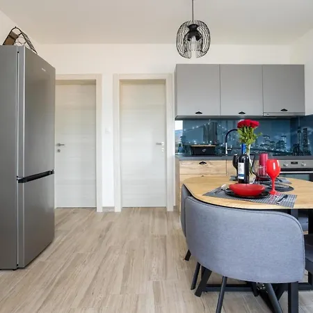 Apartman Fuer 4 Personen Ca 47 Qm In Donja Hlapa, Kvarner Bucht Krk Dobrinj